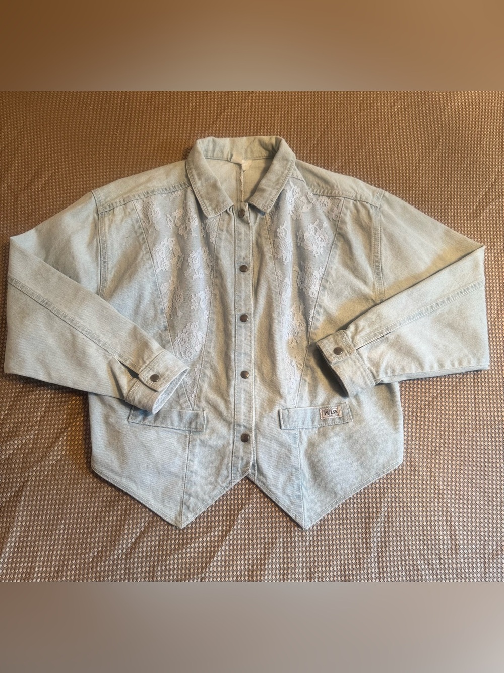 Vintage 80s/90s Aero Canada "Pulse" Light Wash Denim & Lace Jacket